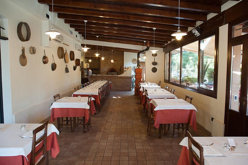 Alle Roncole Inn